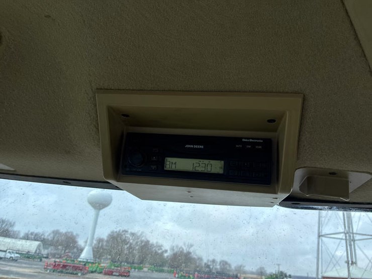 2000-john-deere-9100-image-70
