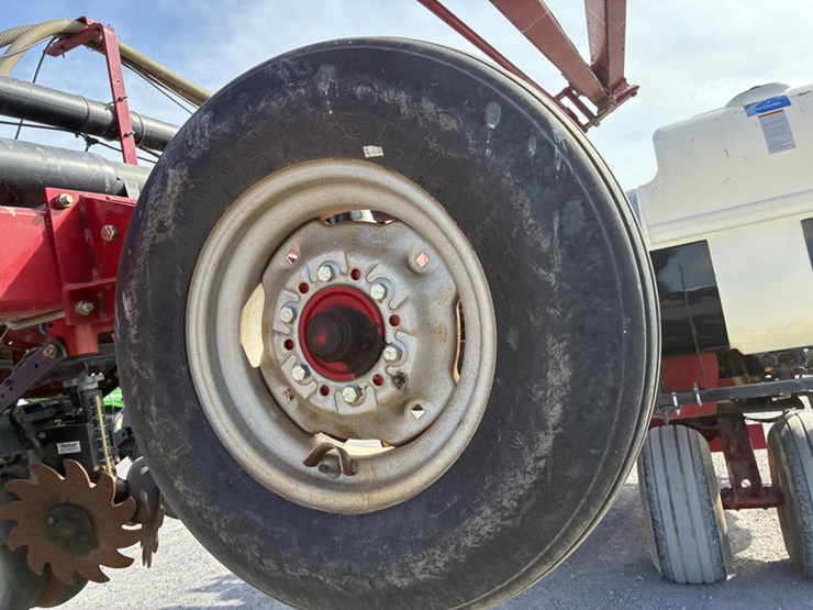 case-ih-1200-image-18