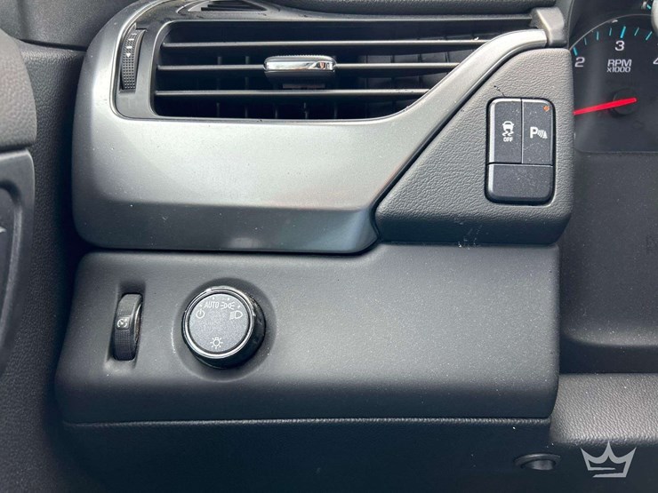 2020-chevrolet-tahoe-image-16