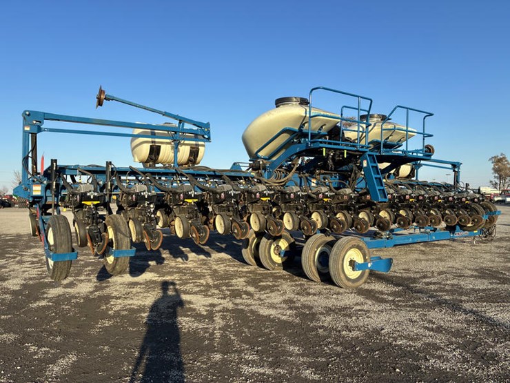 2010-kinze-3660-image-7