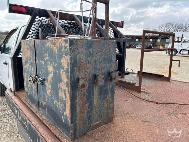 2008-gmc-3500-hd-4x4-ext.-cab-9ft.-flatbed-truck-image-26