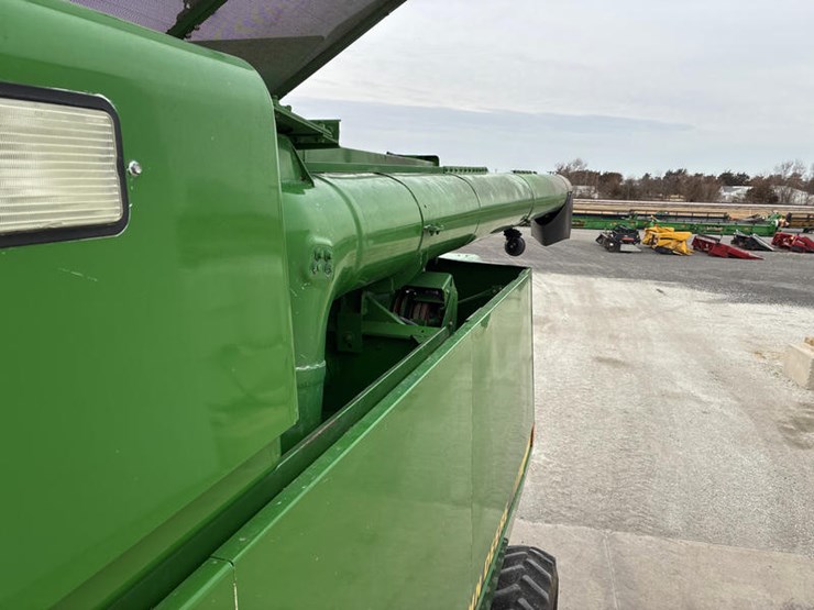 1990-john-deere-9500-image-75