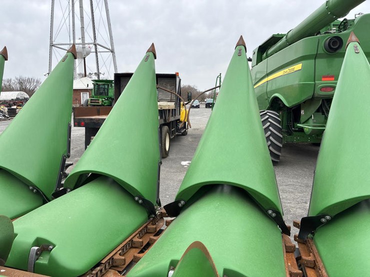 2015-john-deere-612c-image-16