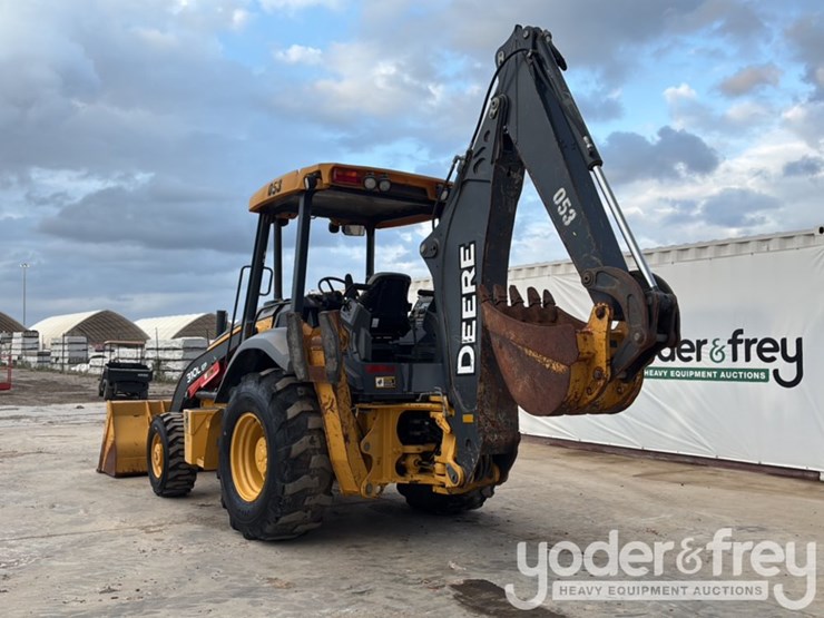 2019-deere-310l-image-3