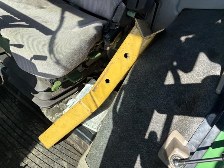 john-deere-7220-image-44