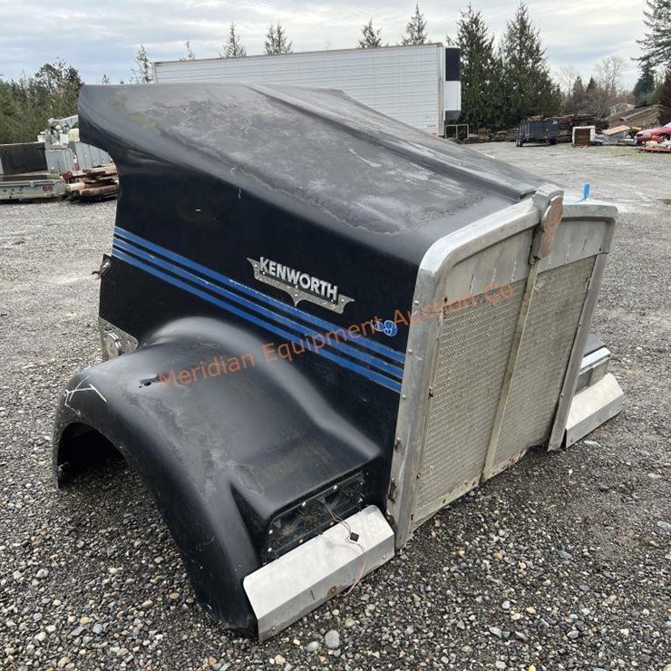 KENWORTH W900L