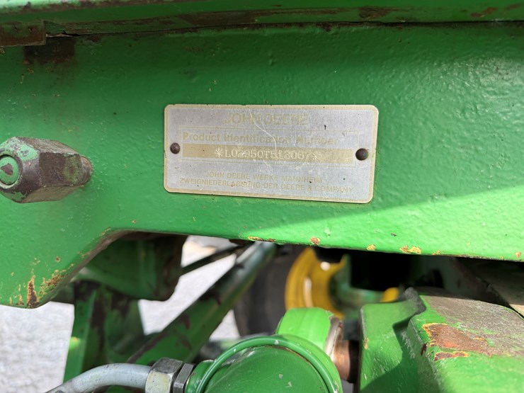 john-deere-2950-image-6