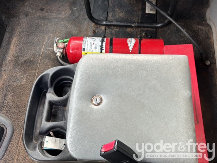 2015-international-4400-image-52