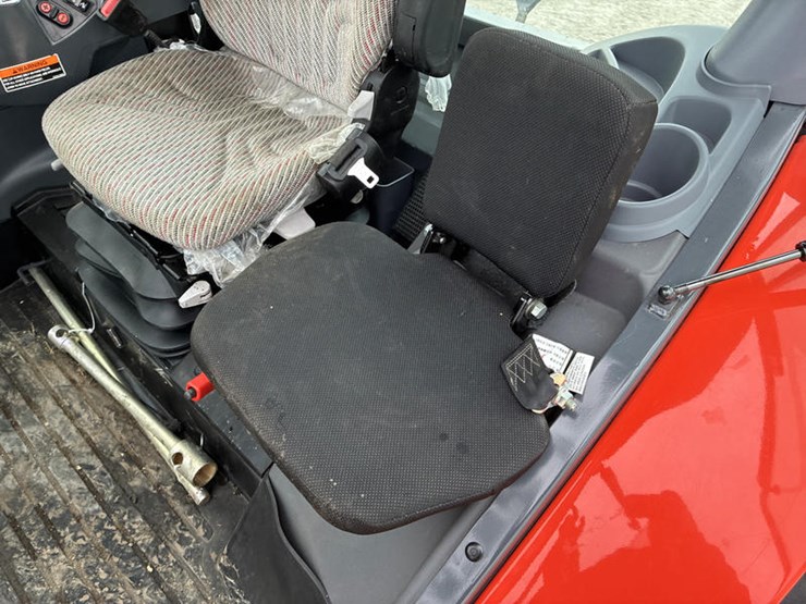 2024-kubota-m6-131-image-70