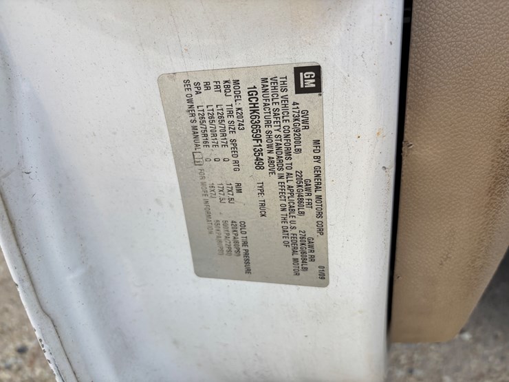 2009-chevrolet-2500-image-13