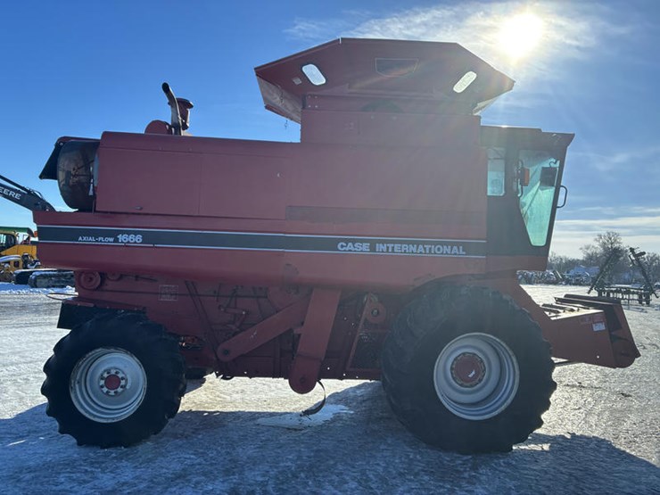 1994-case-ih-1666-image-7