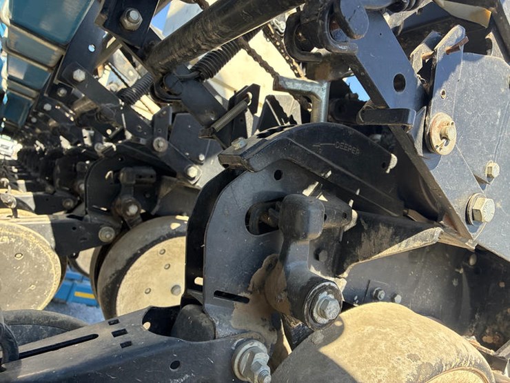2006-kinze-3600-image-15