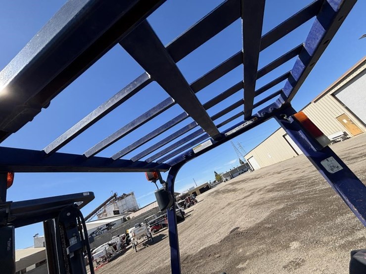 komatsu-fg25t-12-image-25