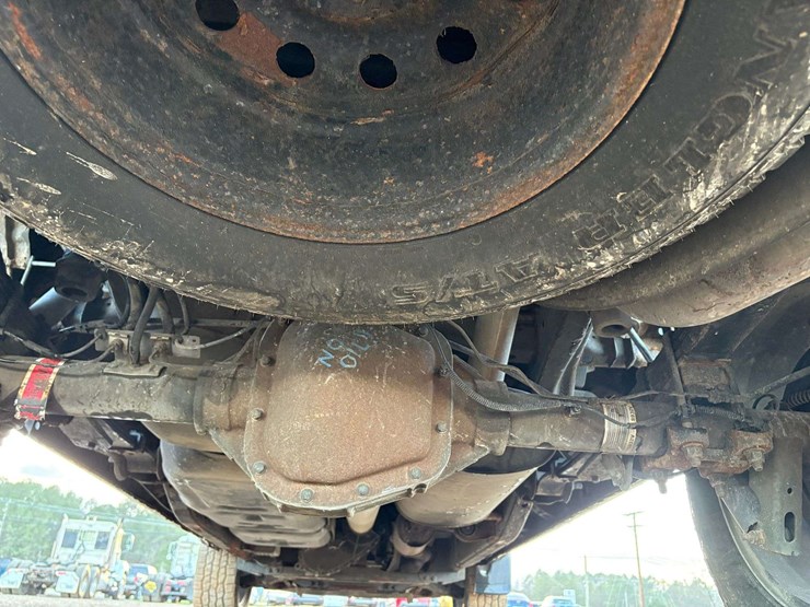 2014-ford-f150-xlt-image-13