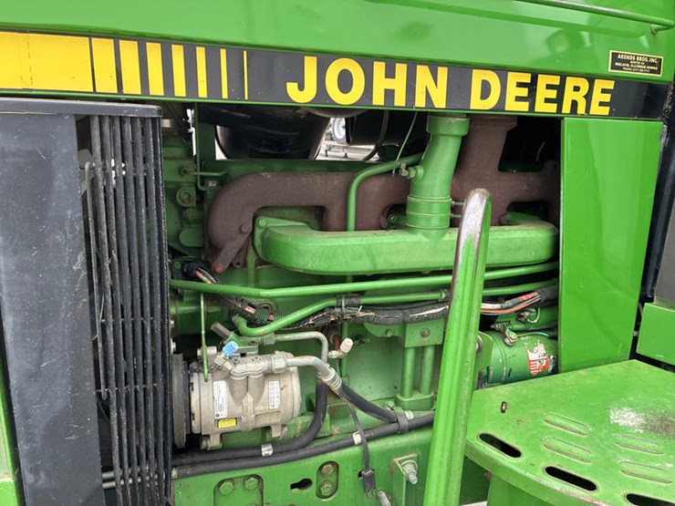 1992-john-deere-4560-image-58