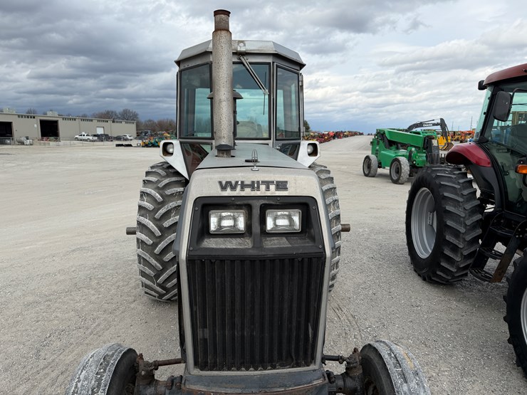 1977-white-2-155-image-3