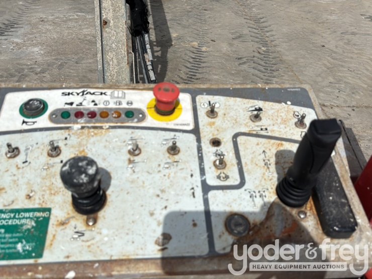 2017-skyjack-sj63aj-image-44