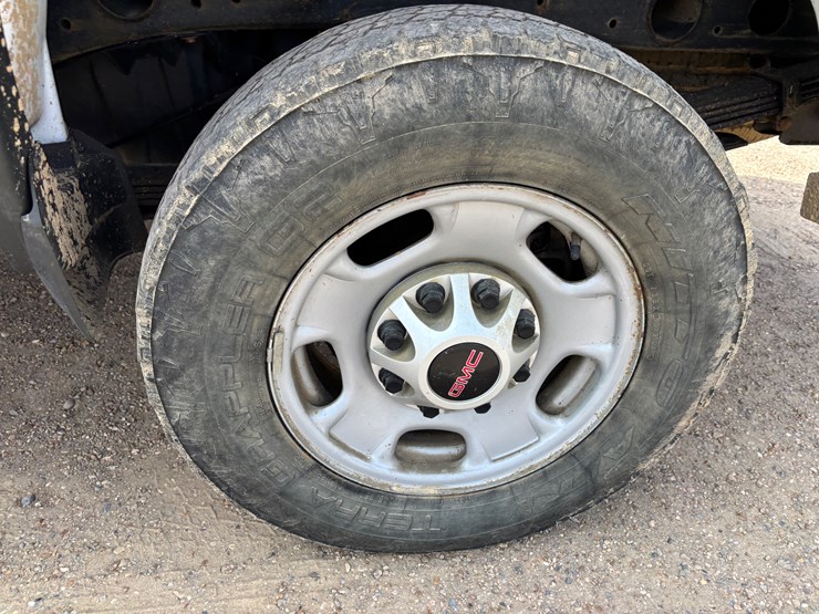 2019-gmc-sierra-2500hd-image-9