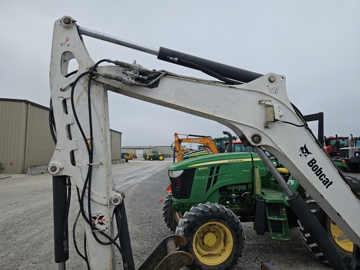 2013-bobcat-e50-image-4