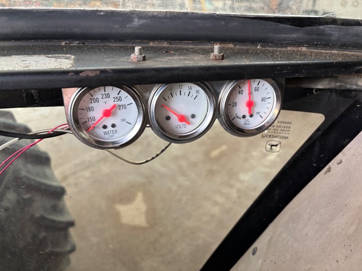 john-deere-3155-image-25