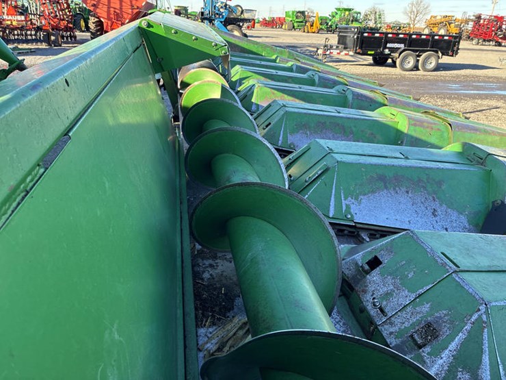 john-deere-843-image-6