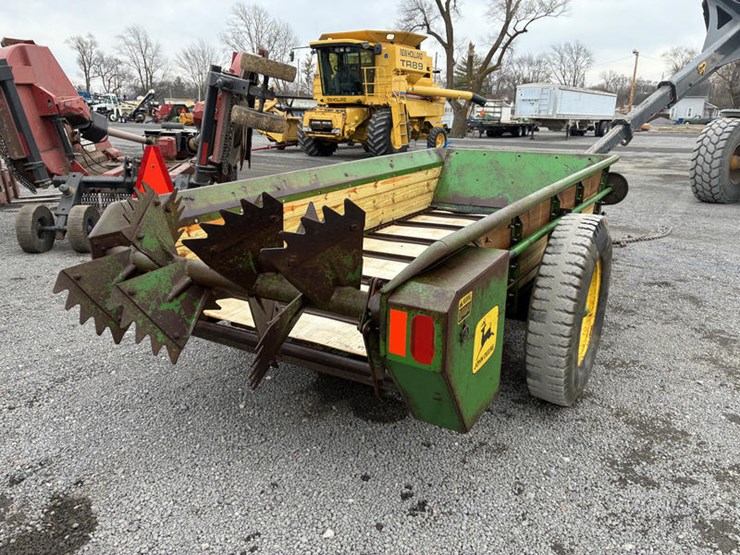 john-deere-34-image-10