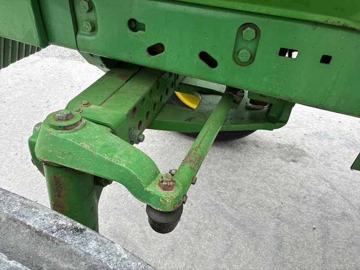 1992-john-deere-4560-image-37