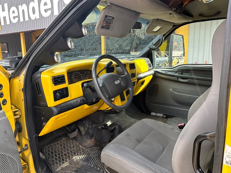 2007-ford-f650-image-10