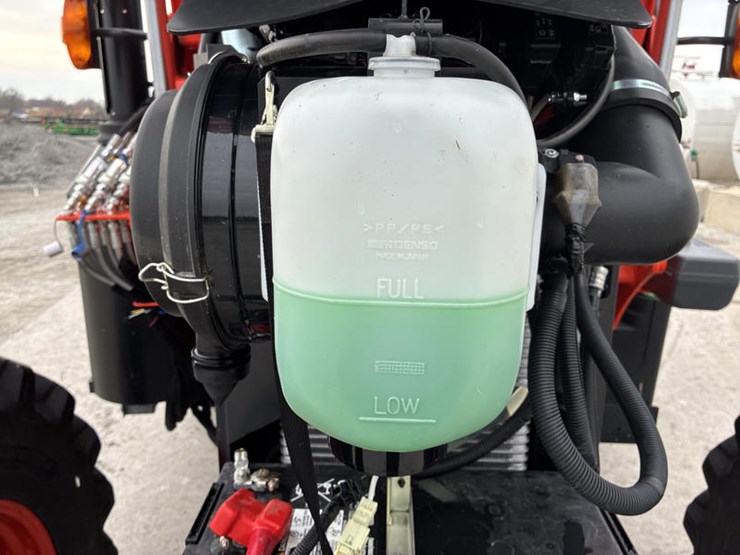 2024-kubota-m6-131-image-88