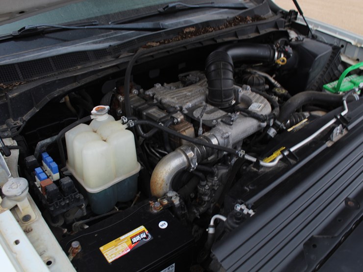 2017-nissan-titan-image-13