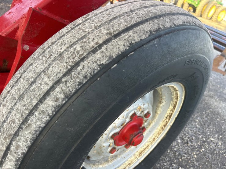 case-ih-4600-image-15