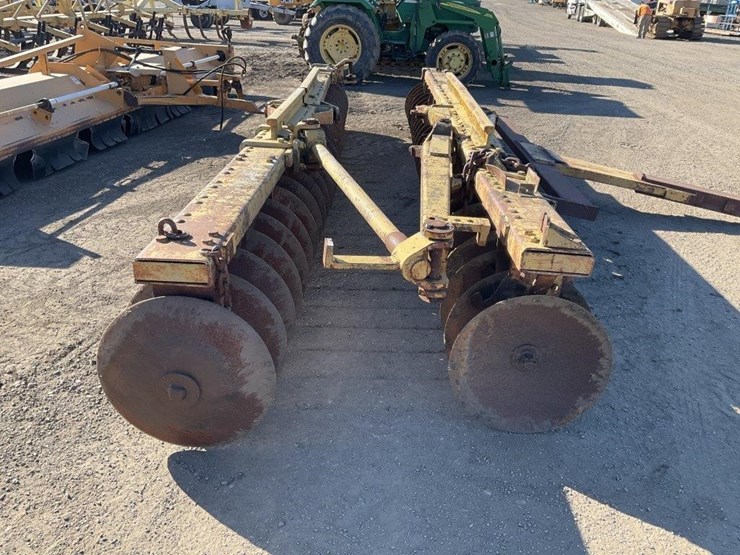 international-20-image-4