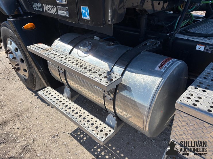 2006-freightliner-columbia-112-t/a-day-cab-truck-tractor-image-20