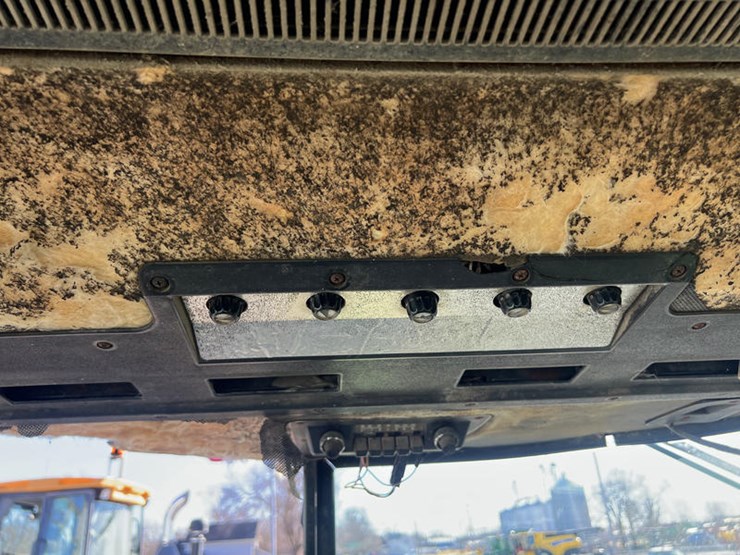 john-deere-4230-image-27