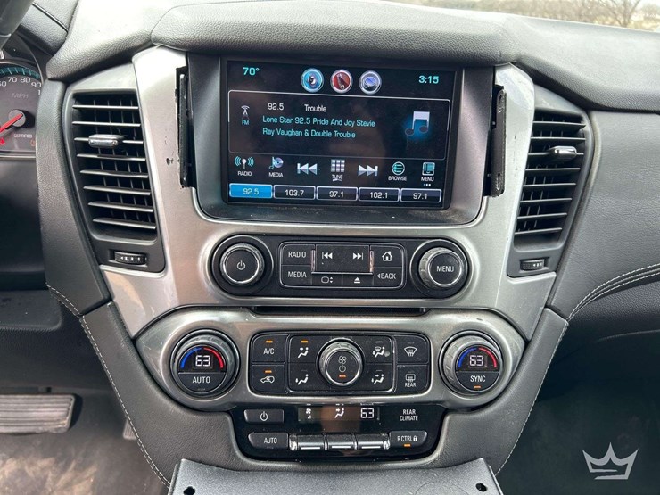 2020-chevrolet-tahoe-image-17