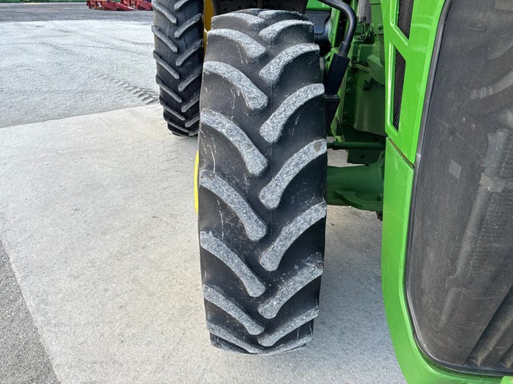 2006-john-deere-8430-image-43