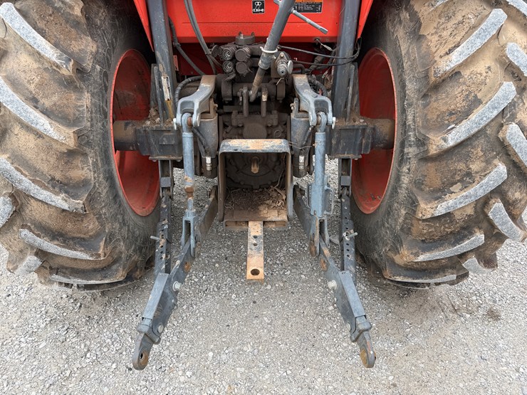 2018-kubota-m5-111-image-7