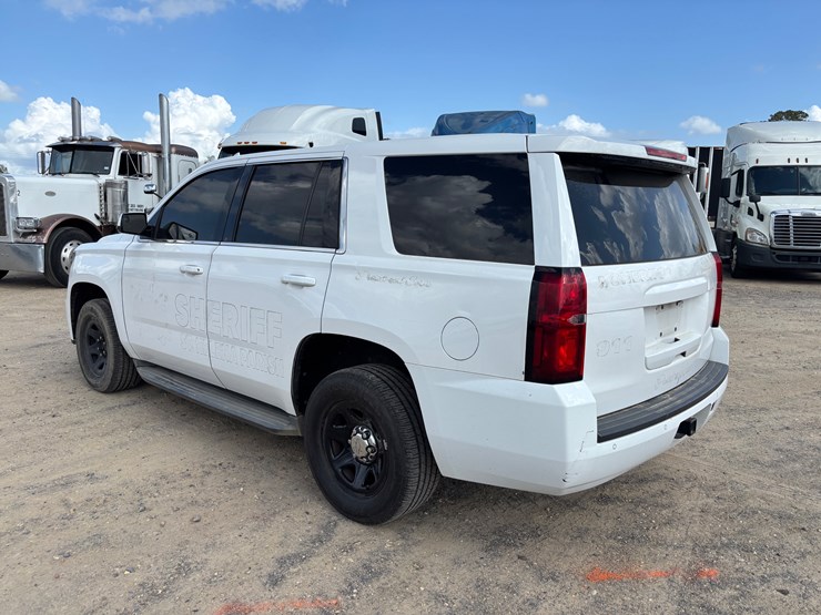2018-chevrolet-tahoe-image-4