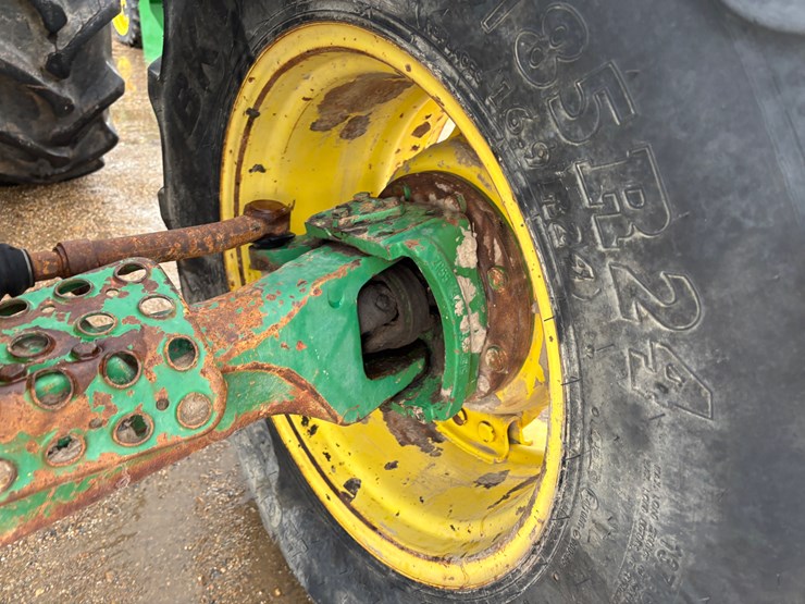 john-deere-3155-image-10