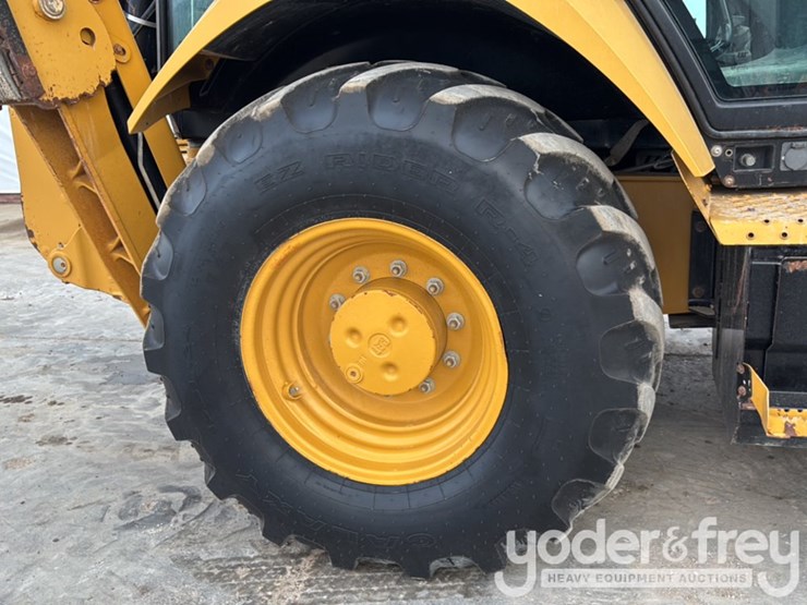 2016-caterpillar-420f2-it-image-17