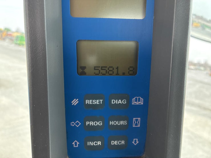 2002-new-holland-tj275-image-68