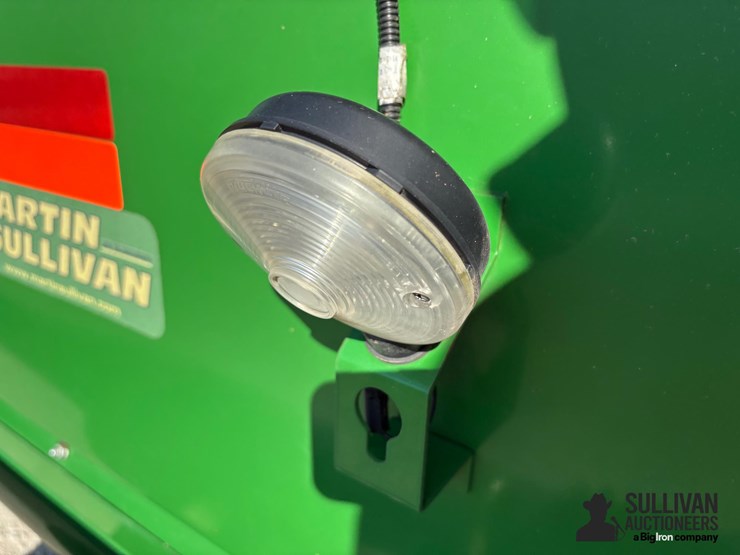 2017-john-deere-635f-image-16