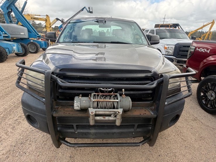 2010-toyota-tundra-image-12