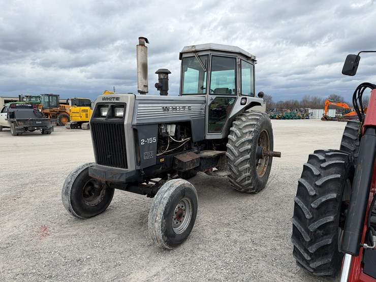 1977-white-2-155-image-22