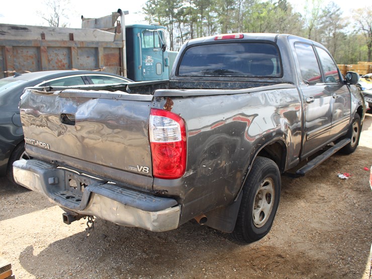 2005-toyota-tundra-image-3