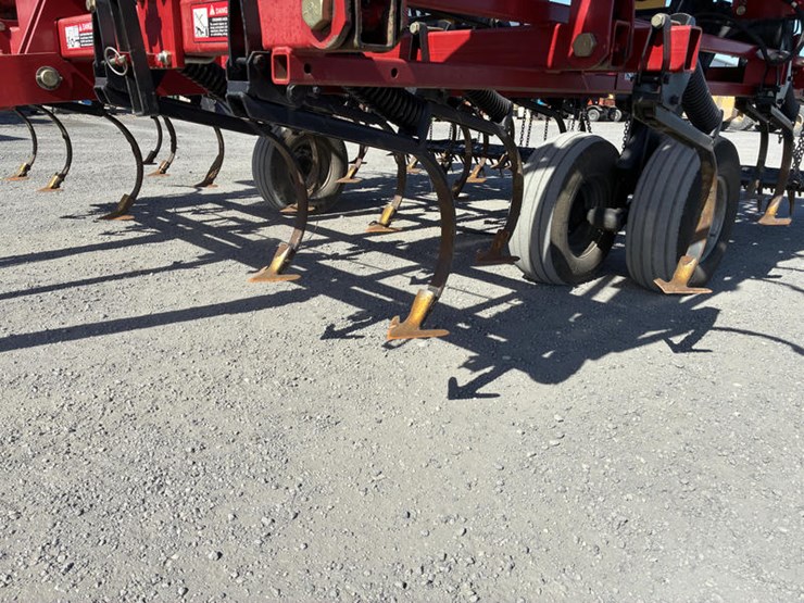 case-ih-200-image-21