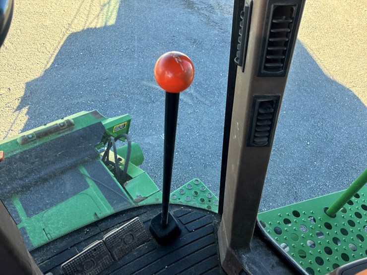 2000-john-deere-9550-image-69