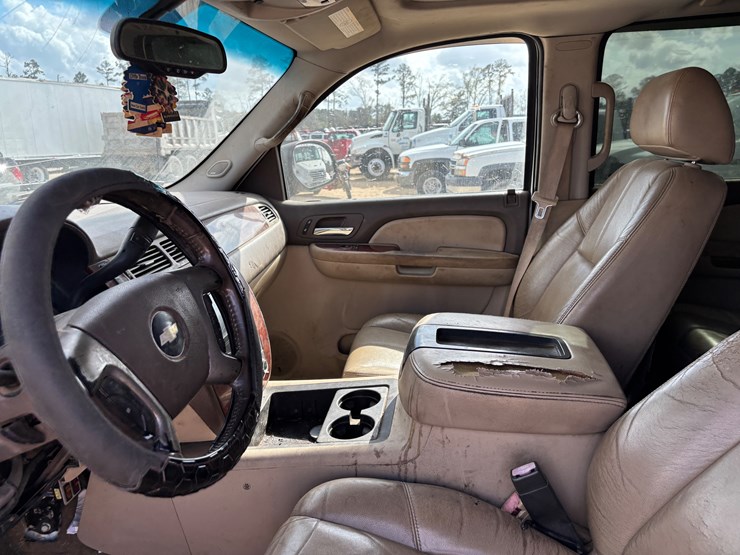 2009-chevrolet-2500-image-10