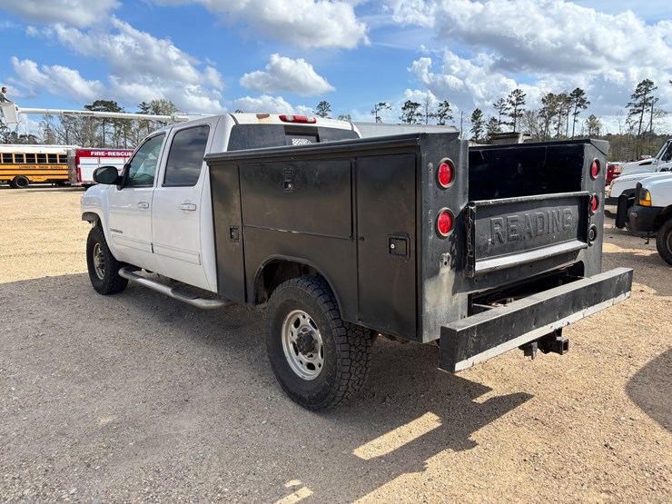 2009-chevrolet-2500-image-4