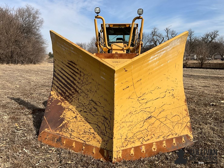 2002-caterpillar-140h-vhp-plus-image-10